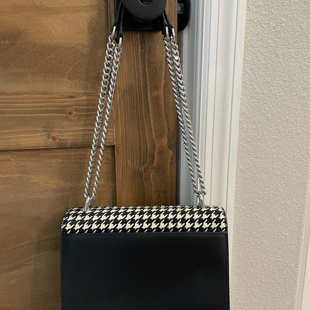 Michael Kors Black and White Houndstooth Shoulder Bag - Picture 2 of 8